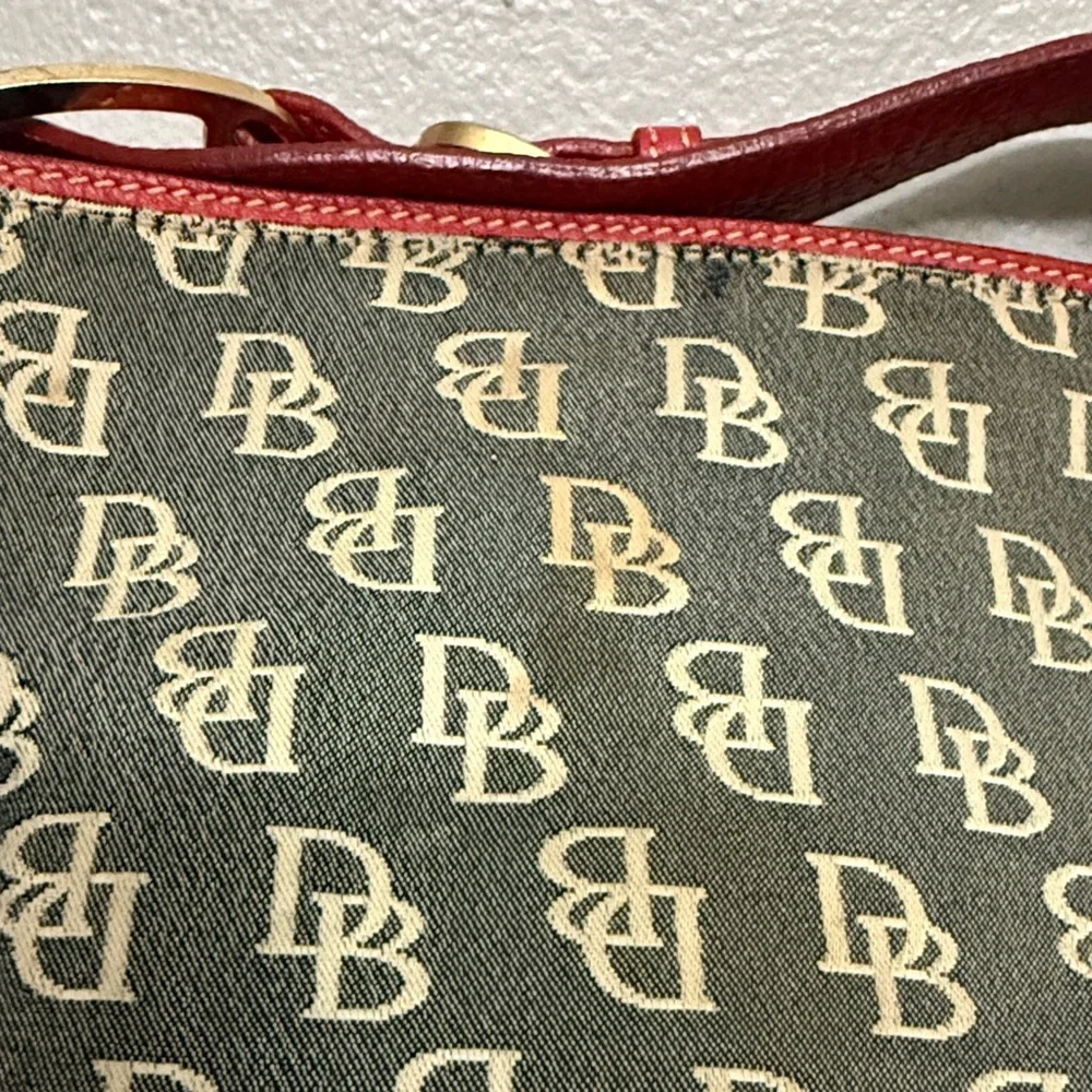 Vintage Dooney & Bourke large hobo monogram bag JUNK - Picture 3 of 16